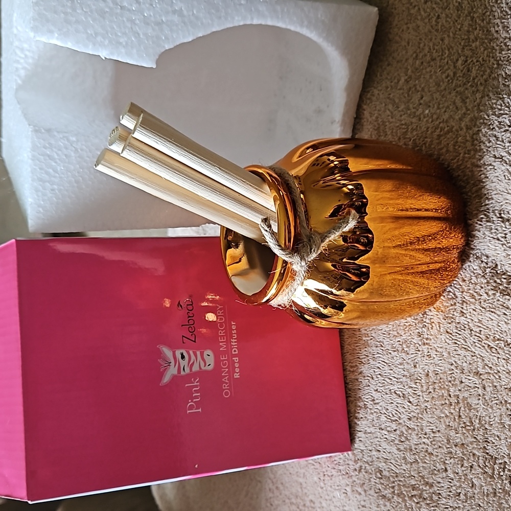 NEW Pink Zebra Orange Mercury Diffuser With Reeds